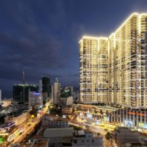 Giá phòng Khách sạn Vinpearl Trần Phú Nha Trang Empire Suites
