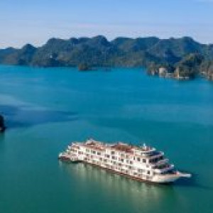 Combo Hạ Long 2N1Đ | Du ngoạn Ambassador Cruise + KS D’Lioro chỉ từ 2150k/người