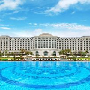Bảng giá book phòng khách sạn vinpearl golf land nha trang hiện nay bao nhiêu ?
