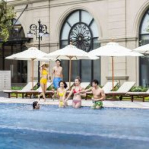 Voucher VinHolidays Fiesta Phú Quốc ƯU ĐÃI NHẤT 2025