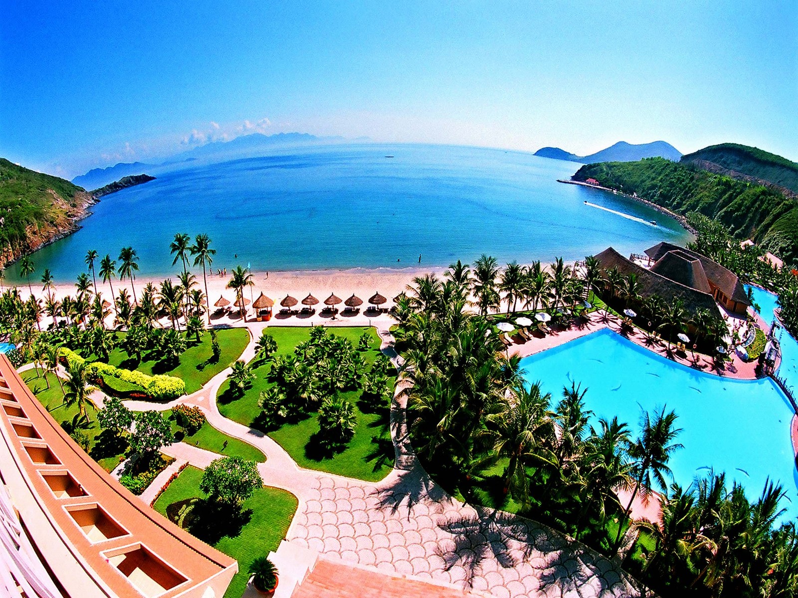 Voucher Vinpearl Nha Trang Bay resort villas
