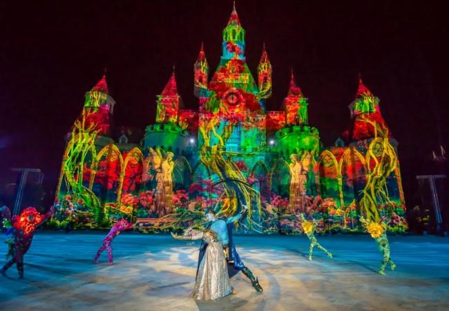 Tata Show tại VinWonders Nha Trang: Màn diễn thực cảnh đỉnh cao